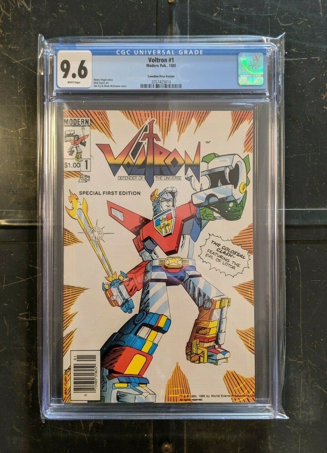 **SCARCE CANADIAN VARIANT** Voltron #1 (Modern, 1985) CGC 9.6 NM+ White Pages!